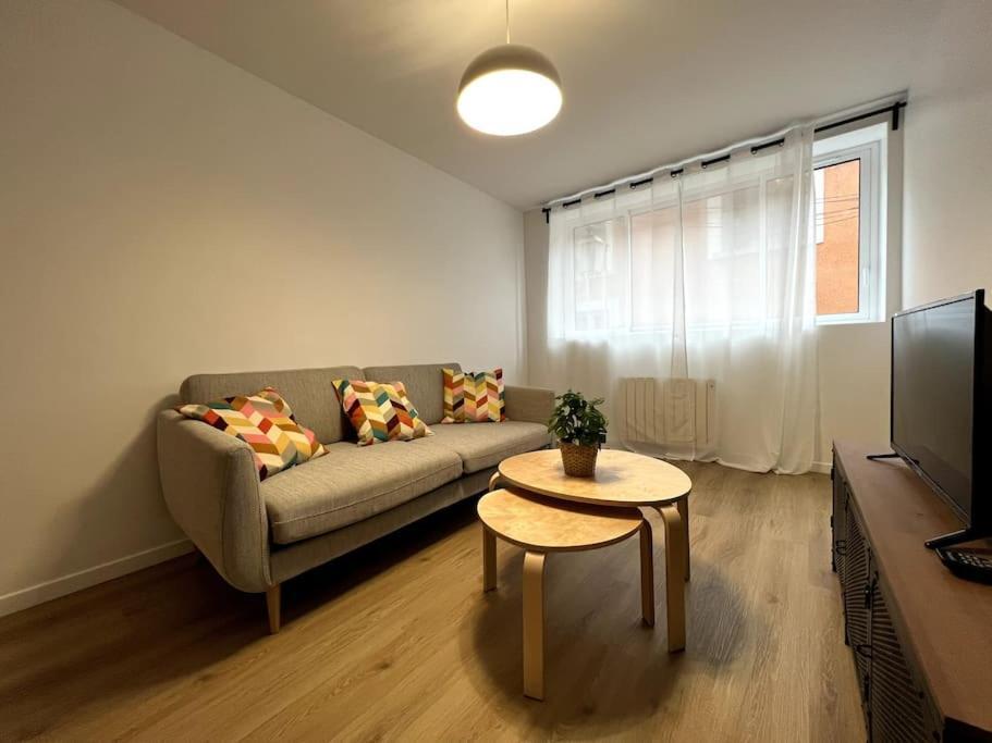 Designer - Centre Montereau Apartment ภายนอก รูปภาพ