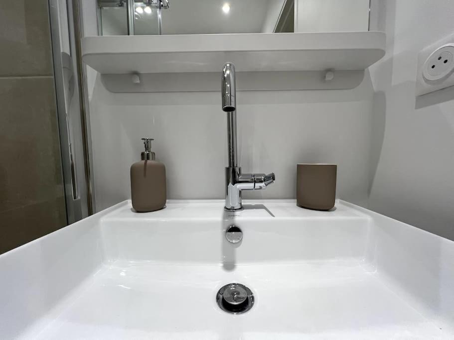 Designer - Centre Montereau Apartment ภายนอก รูปภาพ